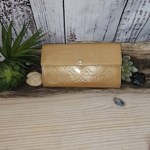 Louis Vuitton Monogram Sarah Vernis 2006 - Picture 1 of 16